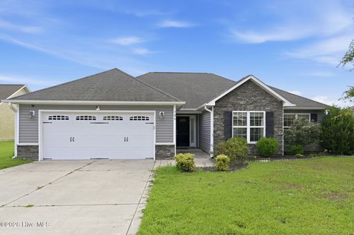 706 Opus Ct, Richlands, NC, 28574-8474 | Card Image