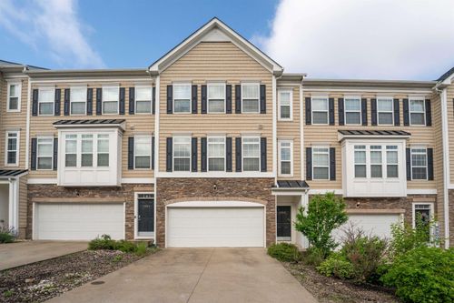 3313 Sun Ct, Morgantown, WV, 26505-1151 | Card Image