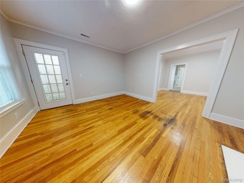 12061 Cloverlawn St, Detroit, MI, 48204-1012 | Card Image