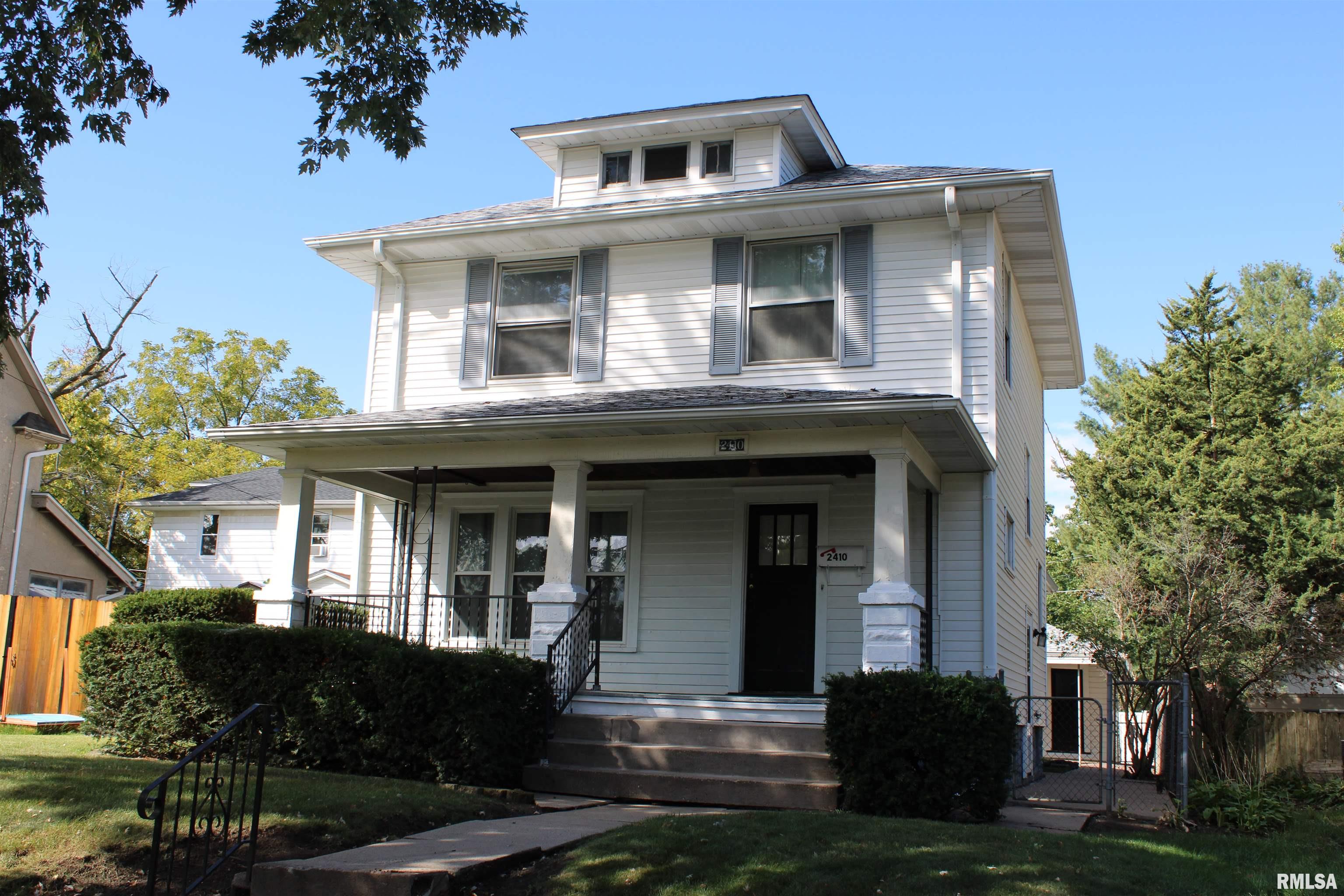 Tremont Ave, Davenport, IA 52803