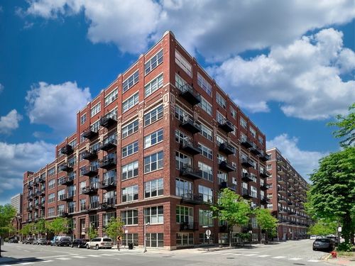 205-1500 W Monroe St, Chicago, IL, 60607-2416 | Card Image
