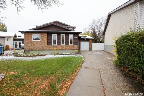 815 Morris Crescent, Regina, SK, S4X2L6 | Card Image