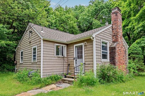 37 Highland Ave, Redding, CT, 06896-3201 | Card Image