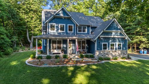 323 Dreamwold Way, Michiana Shores, IN, 46360-1211 | Card Image
