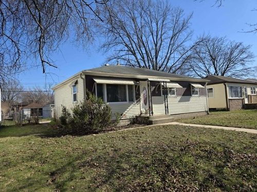 8127 W Glen Avenue, Milwaukee, WI, 53218 | Card Image