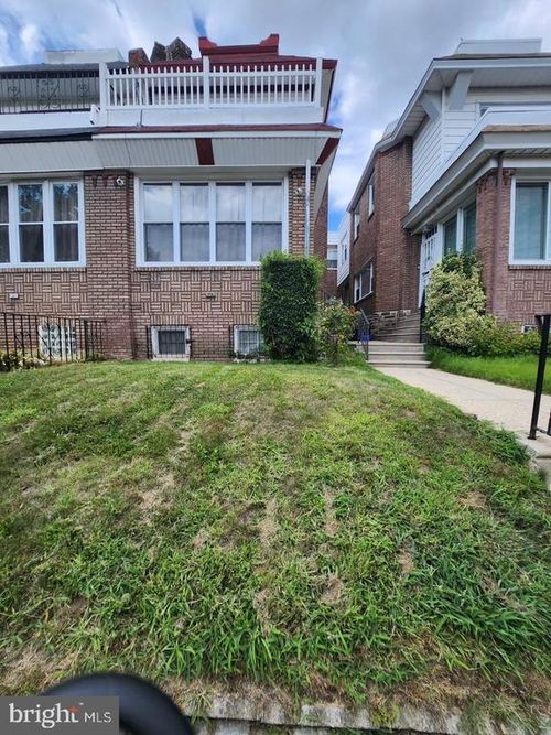 1721 68th Ave, PHILADELPHIA, PA, 19126-2609 | Card Image