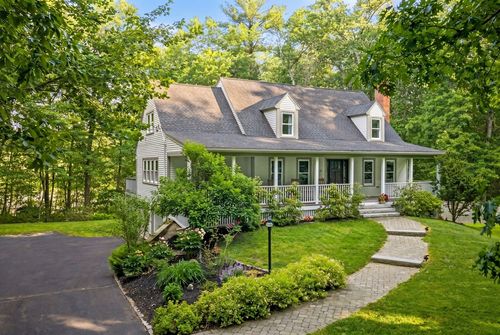 82 Spofford Rd, Boxford, MA, 01921-1326 | Card Image