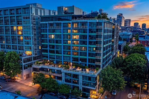 605-2716 Elliott Ave, Seattle, WA, 98121-3510 | Card Image