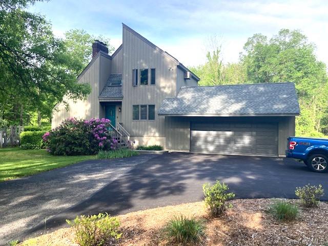 Rock Cut Rd, Walden, NY 12586