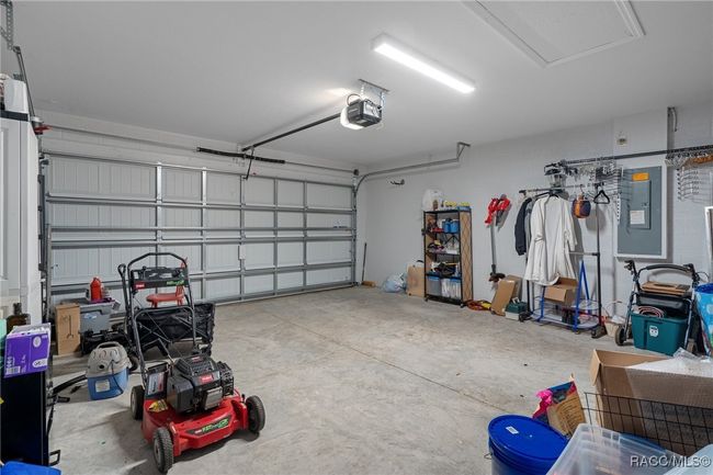 10541 S Drew Bryant Cir, House other with 3 bedrooms, 2 bathrooms and 2 parking in Floral City FL | Image 25