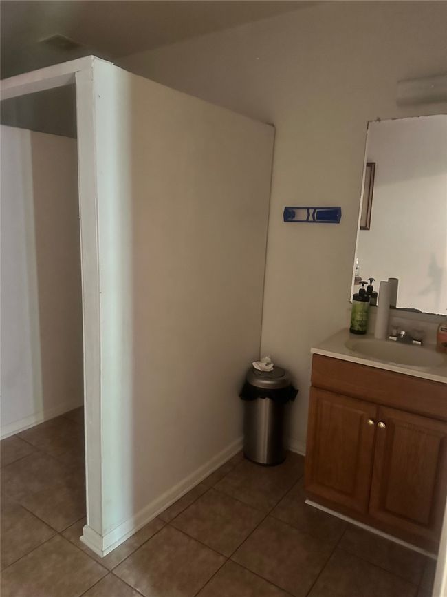 1201 E 10 Th Ave, Home with 0 bedrooms, 0 bathrooms and null parking in Corsicana TX | Image 12