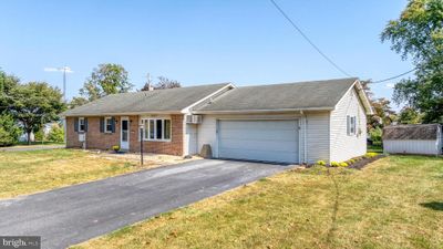 23 Quarry Road, House other with 3 bedrooms, 1 bathrooms and null parking in LEOLA PA | Image 1