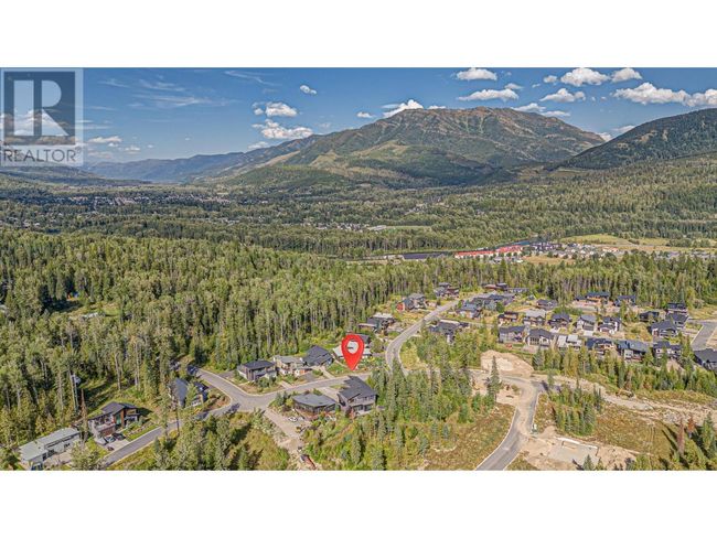 4 Sunset Lane, House other with 6 bedrooms, 6 bathrooms and 3 parking in Fernie BC | Image 48
