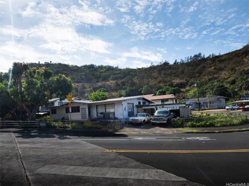 1473 Ala Aolani St, Honolulu, HI, 96819-1405 | Card Image