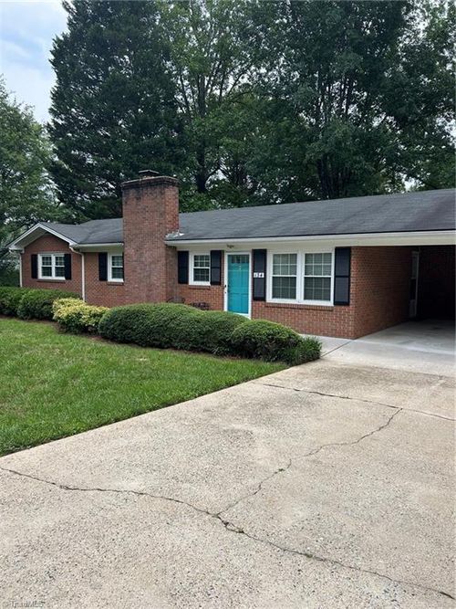 134 Meadow Brook Rd, Reidsville, NC, 27320-7361 | Card Image
