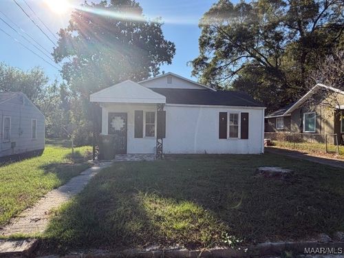 3344 E Tuskegee Cir, Montgomery, AL, 36108-4151 | Card Image