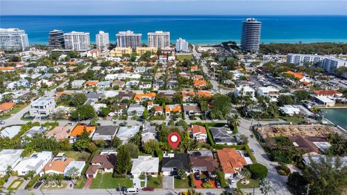 8819 Dickens Ave, Surfside, FL, 33154-3358 | Card Image