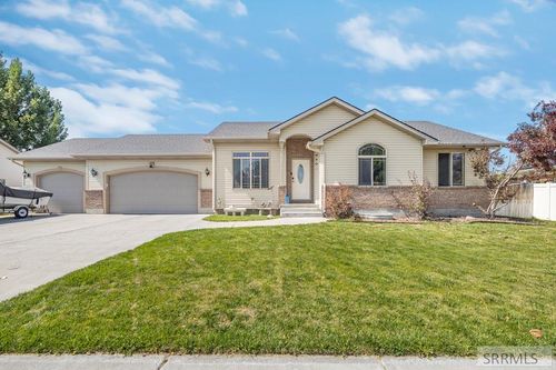 5178 Thunder Dr, Ammon, ID, 83406-8194 | Card Image