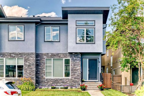 226 21 Ave Ne, Calgary, AB, T2E1S4 | Card Image