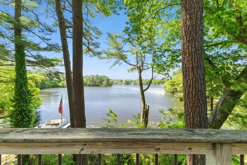 192 Furnace Ln, Pembroke, MA, 02359-3157 | Card Image