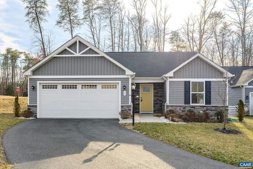 17 Archer Cir, PALMYRA, VA, 22963-3176 | Card Image