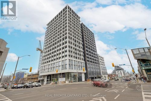 311-2020 Bathurst Street, Toronto (Humewood-Cedarvale), ON, M5R3H4 | Card Image