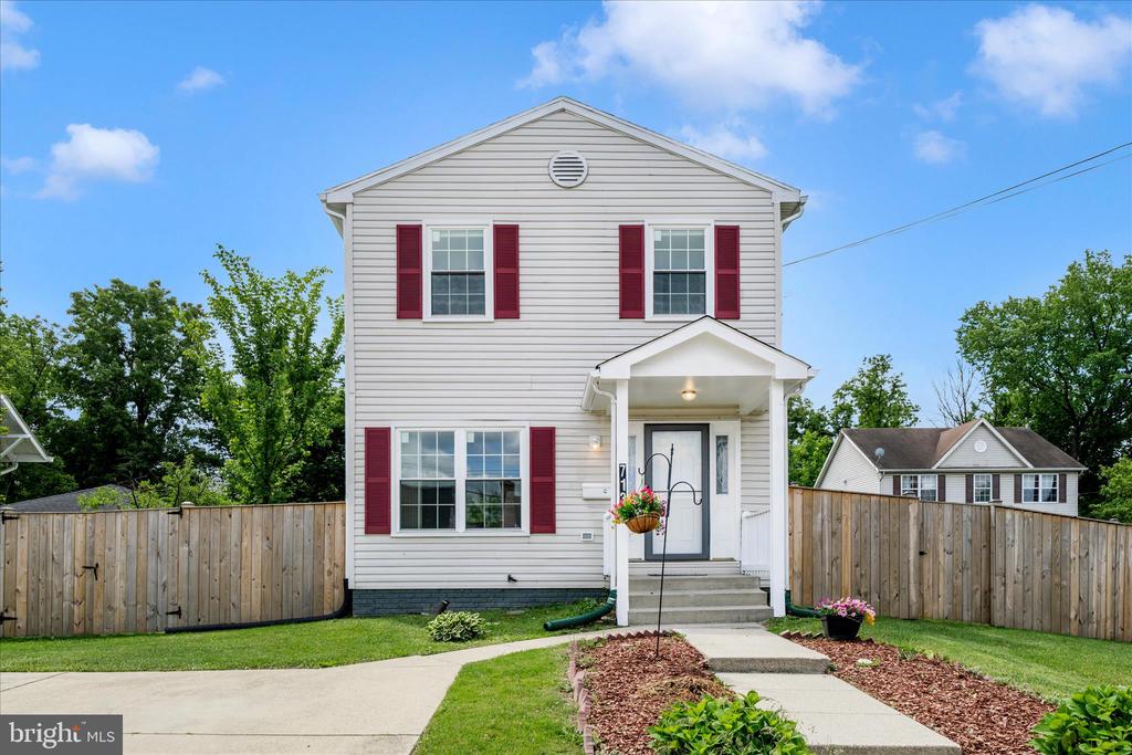 Residential in SILVER SPRING 4