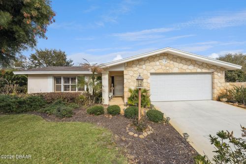 3000 Royal Oak Dr, Titusville, FL, 32780-4846 | Card Image