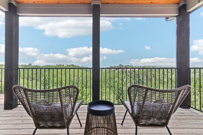 View of wooden terrace | Image 36