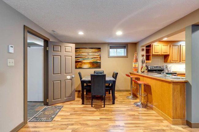 70 Mayfair Rd Sw, House detached with 3 bedrooms, 4 bathrooms and 3 parking in Calgary AB | Image 24