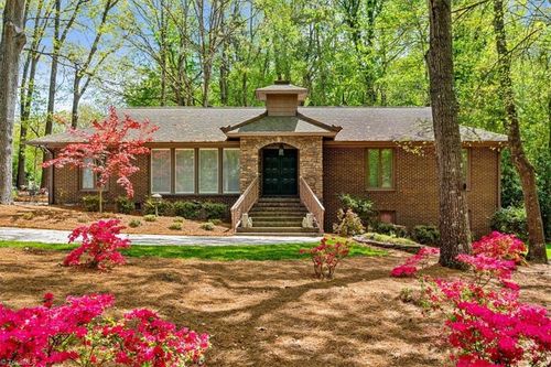 4721 Ramblewood Dr, Greensboro, NC, 27406-8346 | Card Image