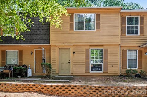 3959 Briarhill Dr, Charlotte, NC, 28215-3900 | Card Image
