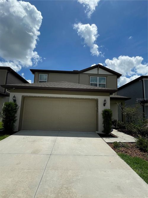 30555 Thunderbird Dr, WESLEY CHAPEL, FL, 33545-4503 | Card Image
