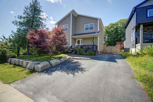 31 St. Michaels Ave, Halifax, NS, B3P1M6 | Card Image