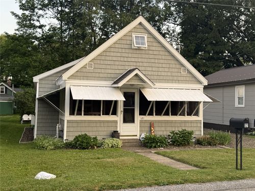121 Cherry St, Edinboro, PA, 16412-2007 | Card Image