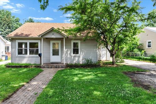 57 Wheeling Ave, Wheeling, IL, 60090-3137 | Card Image