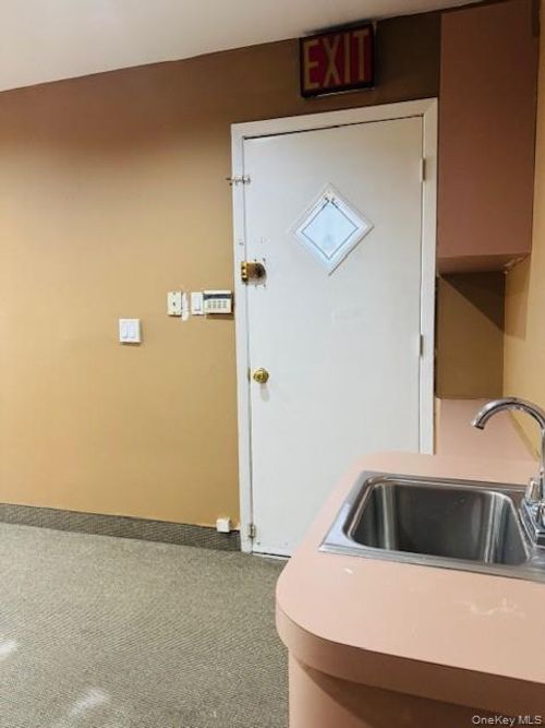 apt-1-94 57th Ave, Elmhurst, NY, 11373-5190 | Card Image