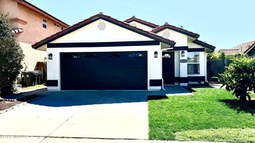 132 Bennetta Dr, Santa Maria, CA, 93458-9040 | Card Image