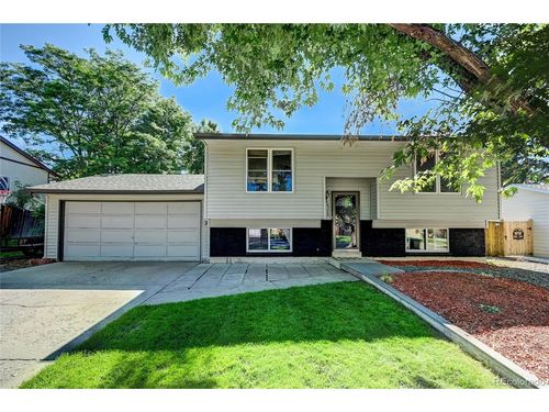 8528 Fenton St, Arvada, CO, 80003-1330 | Card Image
