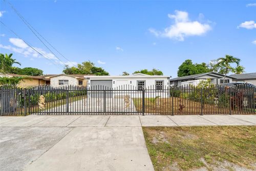 5407 Sw 20th St, West Park, FL, 33023-3105 | Card Image