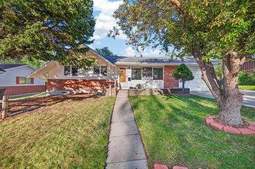 1361 Glenaire Dr, Casper, WY, 82609-3072 | Card Image
