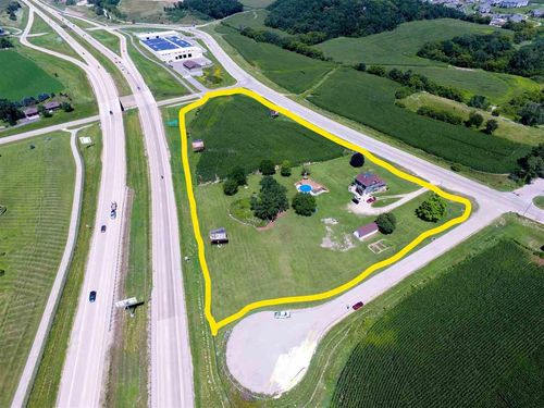 4817 Parmenter St, MIDDLETON, WI, 53562-3931 | Card Image