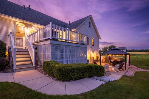 493 N 414 E, Valparaiso, IN, 46383 | Card Image