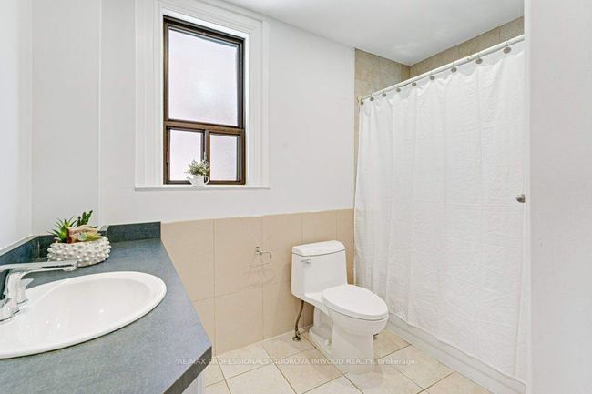 117 Colbeck St, House other with 4 bedrooms, 2 bathrooms and 1 parking in Toronto ON | Image 22