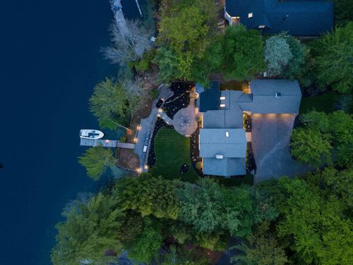 122 Pipers Point Ln, Alton, NH, 03809-6035 | Card Image