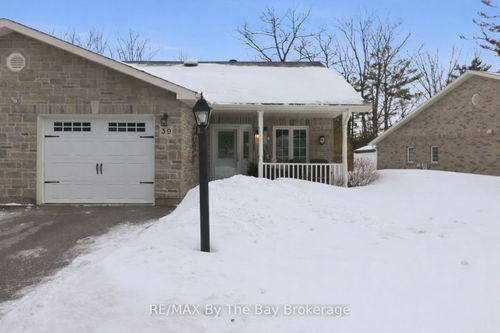 39 Greenway Dr, Wasaga Beach, ON, L9Z0E6 | Card Image