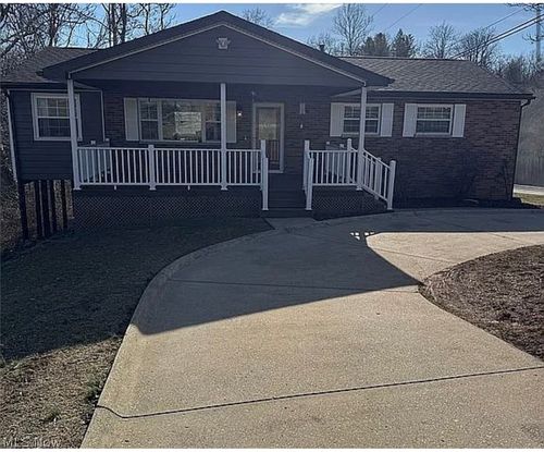 29 Highland Lake Ter, Washington, WV, 26181-9554 | Card Image