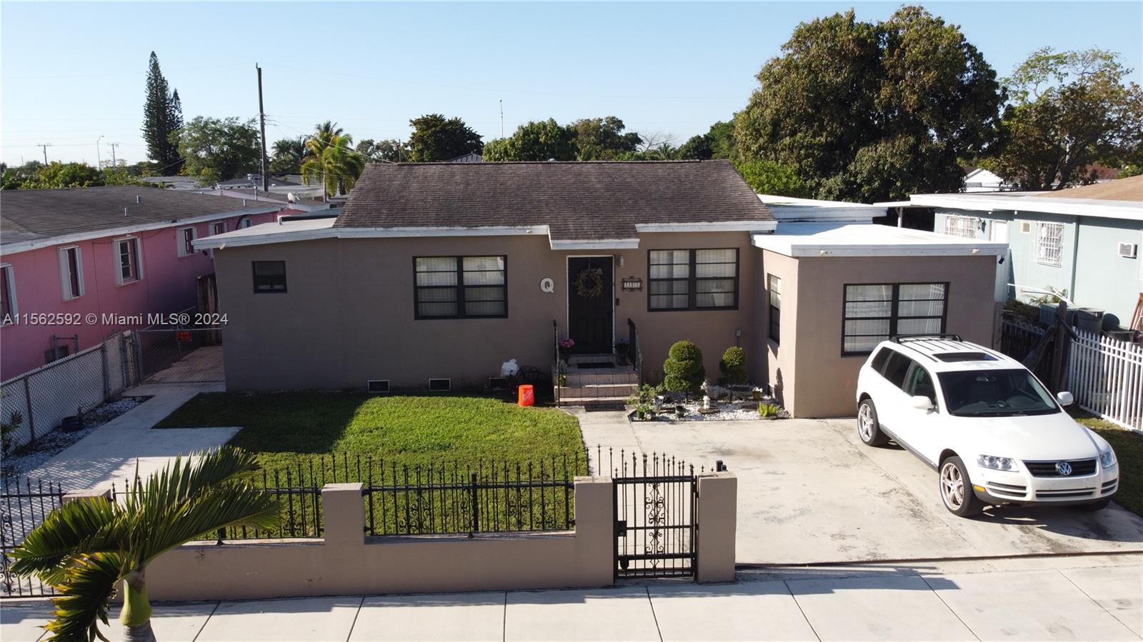 24th St, Hialeah, FL 33013