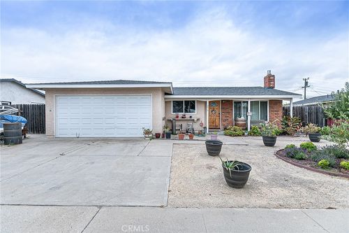 3919 Berrywood Dr, Santa Maria, CA, 93455-3344 | Card Image