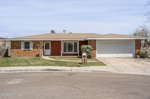 1989 Crescent Dr, Las Cruces, NM, 88005-3300 | Card Image